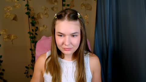 Snapshot of mia_lemm chatting on 07/11/26, 05:32 mia_lemm online show from 07/11/26, 05:32
