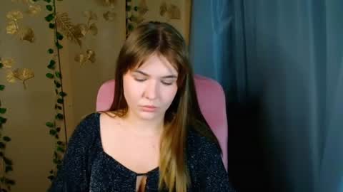 Snapshot of mia_lemm chatting on 07/14/26, 07:13 mia_lemm online show from 07/14/26, 07:13
