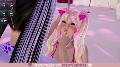 Snapshot of mia_lilah chatting on 01/18/26, 09:18 Mia online show from 01/18/26, 09:18