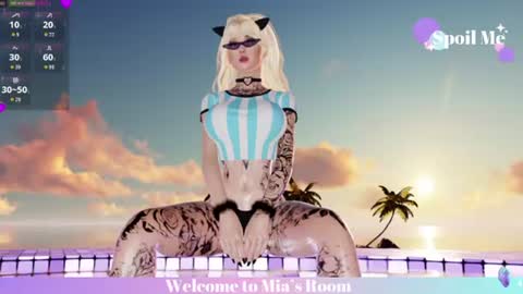 Snapshot of mia_lilah chatting on 06/17/26, 02:14 Mia online show from 06/17/26, 02:14