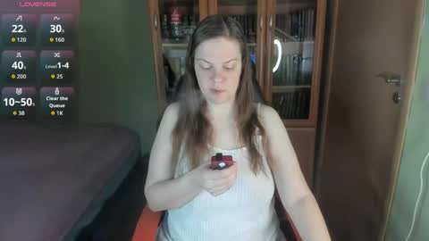 Snapshot of mia_lores chatting on 05/31/26, 09:05 mia_lores online show from 05/31/26, 09:05