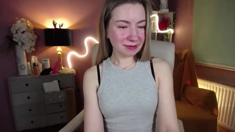 Mia online show from 01/10/25, 07:57