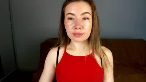 Snapshot of mia_luxx92 chatting on 06/24/26, 06:23 Mia online show from 06/24/26, 06:23