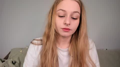 Mia here Appreciate your support online show from 03/01/26, 12:12