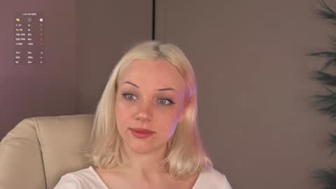 mia_milagros online show from 01/12/26, 10:48