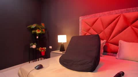 MIA  online show from 02/15/26, 06:48