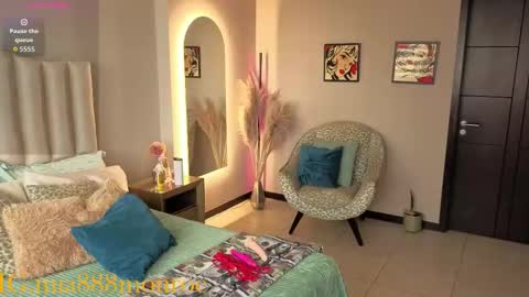 Mia Monroe online show from 03/05/26, 06:37