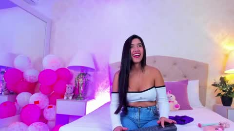 mia montess online show from 04/10/26, 01:27