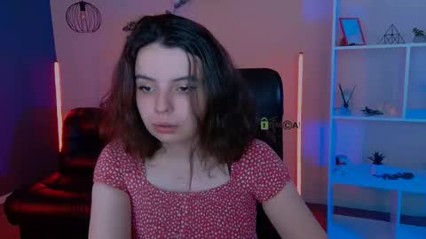 mia_mooon_ online show from 05/30/26, 08:22