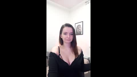 Mia online show from 02/10/26, 08:07