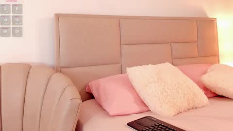 Mia  Schedule 7am to 2pm Col online show from 12/18/25, 12:22