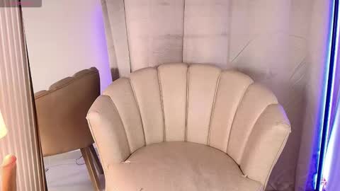 Mia  Schedule 7am to 2pm Col online show from 03/24/26, 12:10