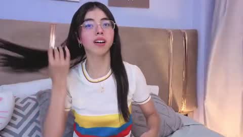 Mia online show from 06/28/26, 12:38