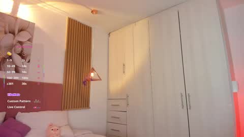 Mia Nevaeh - follow me online show from 03/19/26, 08:46