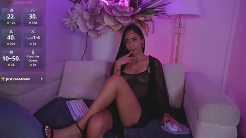 Mia online show from 03/11/26, 07:31