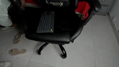 mia_petiteht online show from 06/29/26, 08:31