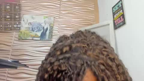 Mariana online show from 03/12/26, 09:10