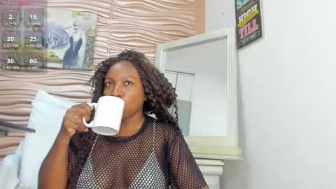 Mariana online show from 03/19/26, 10:03