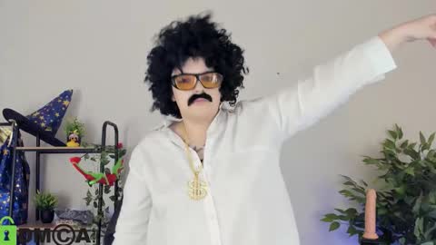 Mia online show from 01/14/26, 01:22