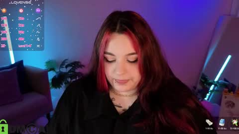 Mia online show from 05/26/26, 01:12