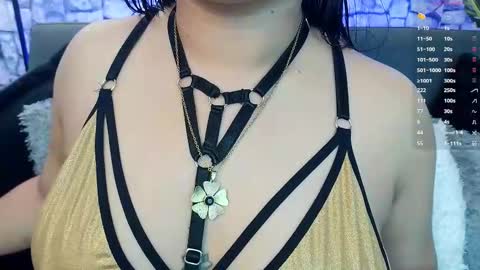 Mia online show from 11/17/25, 05:08