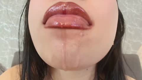 Mia Roux online show from 01/06/25, 10:26