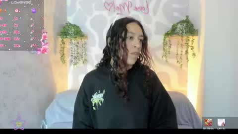 Snapshot of mia_scarlet7 chatting on 07/17/26, 12:56 Mia . online show from 07/17/26, 12:56