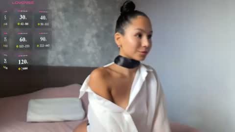 Snapshot of mia_shade chatting on 07/22/26, 10:07 mia_shade online show from 07/22/26, 10:07