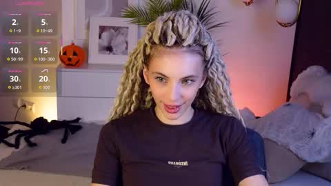 Mia online show from 11/01/25, 06:37