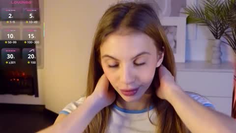 Mia online show from 11/25/25, 06:13