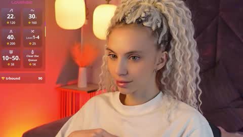 Mia online show from 01/16/26, 06:17