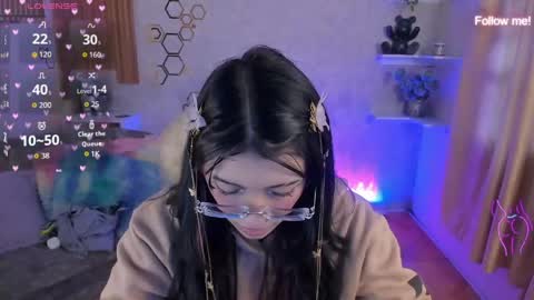 Snapshot of mia_smoke_ chatting on 06/02/26, 12:07 Mia online show from 06/02/26, 12:07