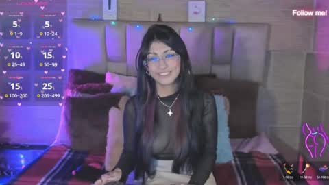 Snapshot of mia_smoke_ chatting on 06/25/26, 12:54 Mia online show from 06/25/26, 12:54