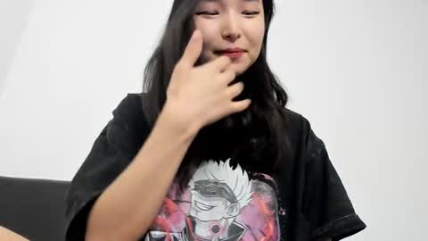  Your Soyun  online show from 11/28/25, 04:31