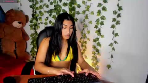 Mia online show from 06/18/26, 09:41