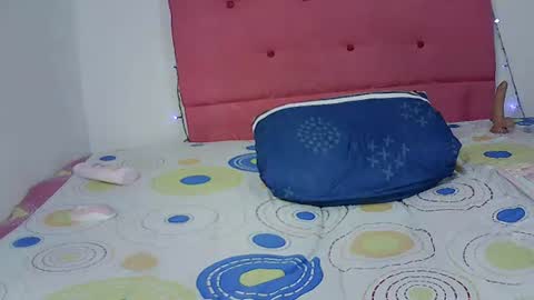 Snapshot of mia_suarez4 chatting on 07/16/26, 01:00 MIA suarez4 online show from 07/16/26, 01:00