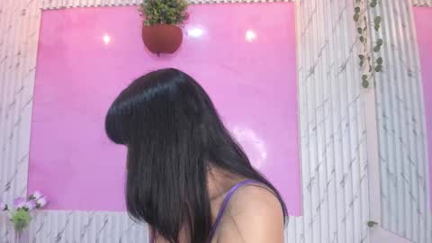 Mia online show from 03/09/26, 12:09