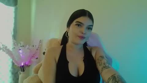 mia_thopsom online show from 03/02/26, 02:24