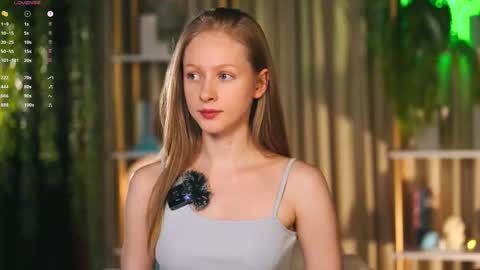 Mia online show from 03/06/26, 03:08