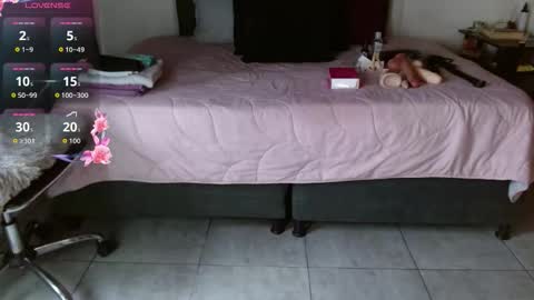 MIA  online show from 09/15/25, 02:06