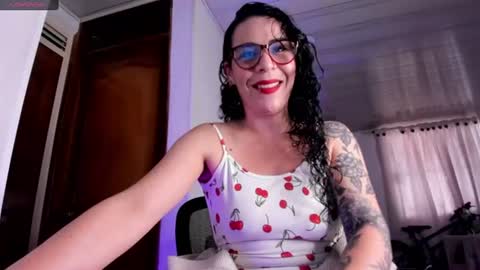 Snapshot of mia_velvet1 chatting on 07/12/26, 02:19 MIA online show from 07/12/26, 02:19