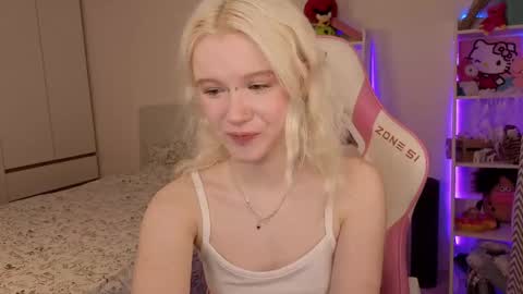 Mia online show from 03/21/26, 03:22