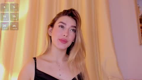 Mia White  online show from 03/20/26, 12:54