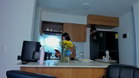    online show from 03/05/26, 01:56