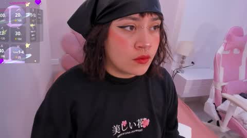 mia_yeager online show from 10/12/25, 03:49