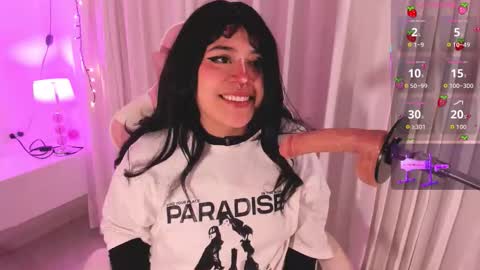 mia_yeager online show from 11/23/25, 02:11