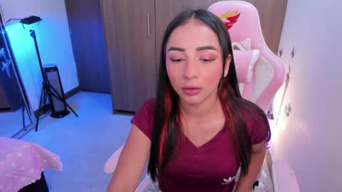 mia  nicolle online show from 01/07/26, 01:52