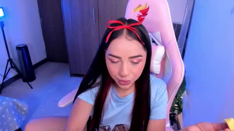 Snapshot of miaa_06 chatting on 02/14/26, 03:14 mia nicolle online show from 02/14/26, 03:14