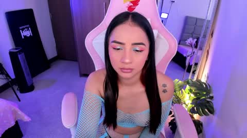 Snapshot of miaa_06 chatting on 04/13/26, 10:15 mia nicolle online show from 04/13/26, 10:15
