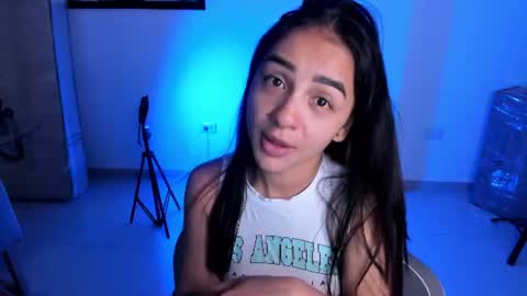 Snapshot of miaa_06 chatting on 06/25/26, 10:25 mia nicolle online show from 06/25/26, 10:25